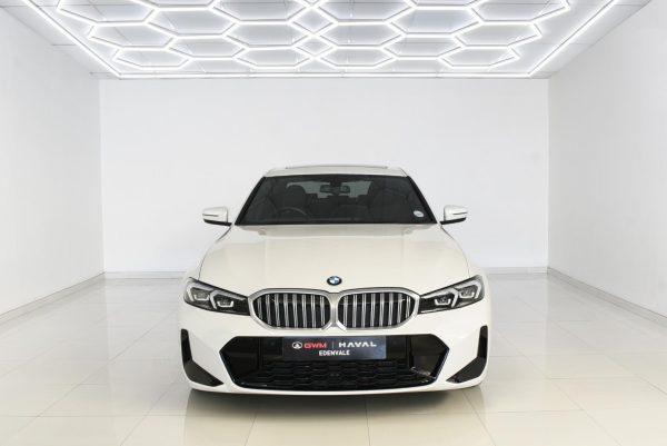 BMW 3 Series - 320i M Sport - Image 4