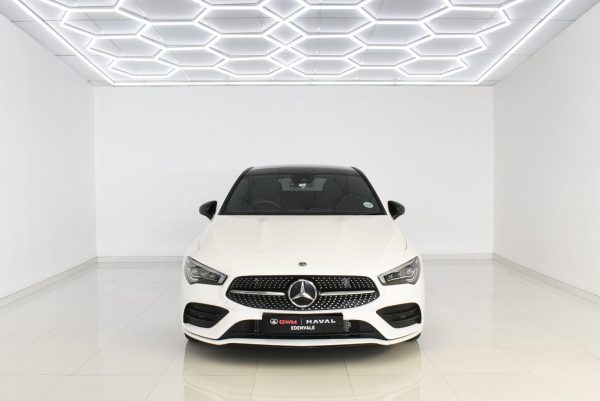 Mercedes-Benz CLA - CLA200 AMG Line - Image 4