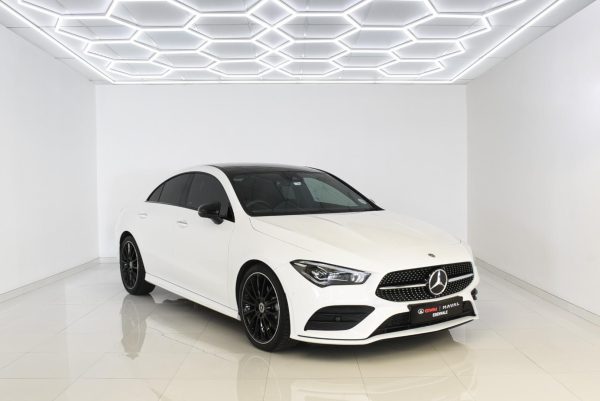 Mercedes-Benz CLA - CLA200 AMG Line