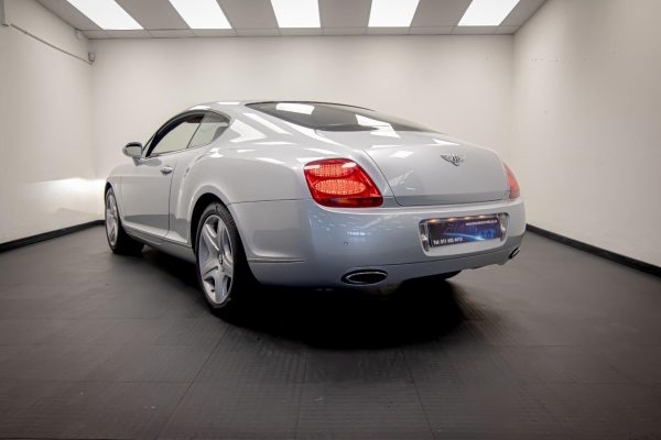 Bentley Continental - GT - Image 2