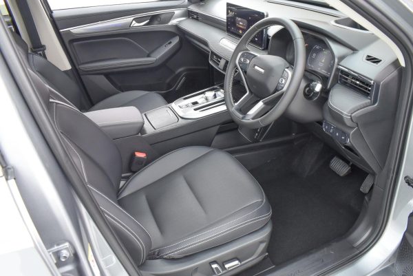 Haval Jolion Pro - 1.5 HEV Ultra Luxury - Image 4