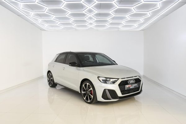 Audi A1 - Sportback 40TFSI S Line