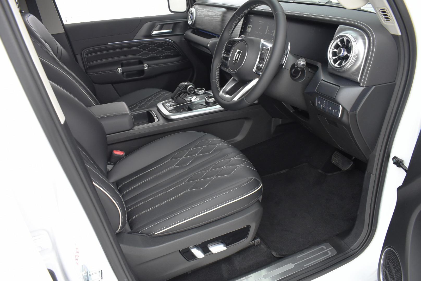 GWM Tank 300 - 2.4T Luxury - Image 4