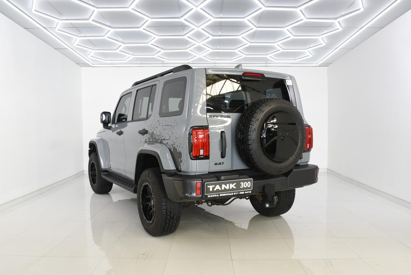 GWM Tank 300 - 2.4T Luxury - Image 2