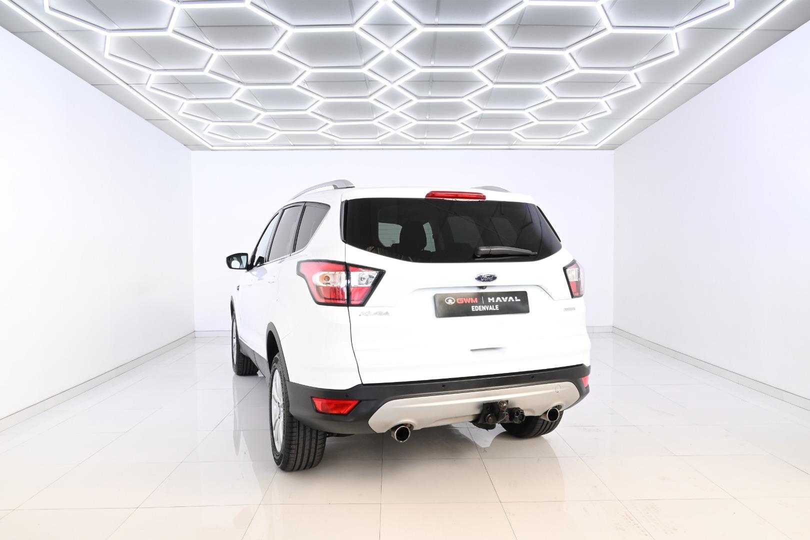 Ford Kuga - 1.5T Ambiente Auto - Image 2